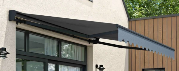 quand-le-store-banne-devient-l-element-central-d-une-terrasse-conviviale